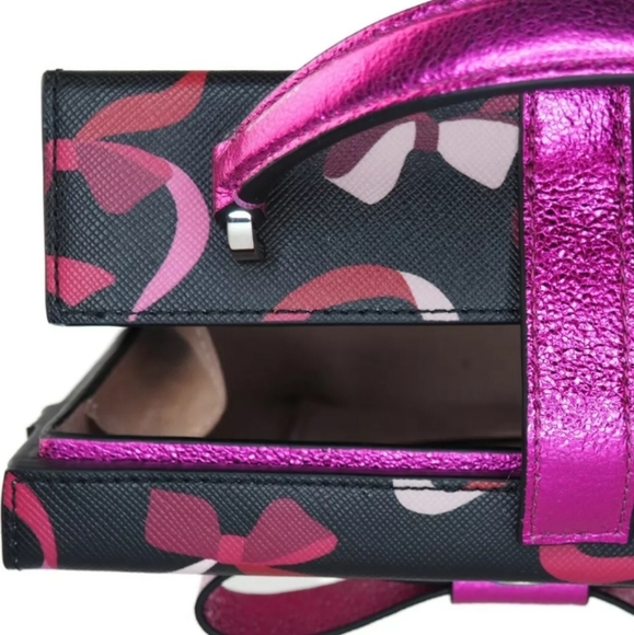 KATE SPADE WRAPPING PARTY RIBBONS GIFT BOX REFINED LEATHER CROSSBODY - Picture 5 of 6